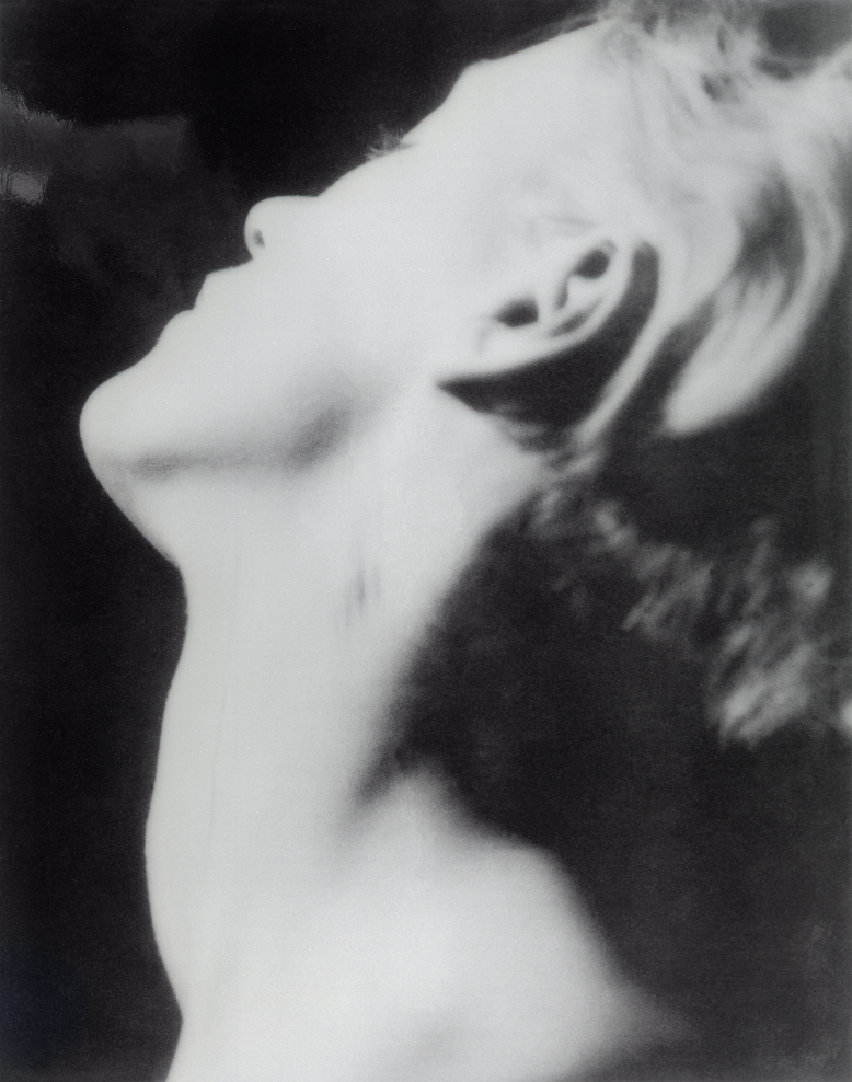 Man Ray. El Cuello (Lee Miller), 1929
