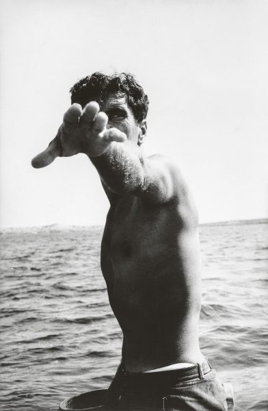 Tony, «Pepe y Tony, pescadores españoles», Ibiza, España © Louis Stettner Estate