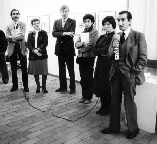 Inauguración de la Colección Sam Wagstaff en la Fundació Joan Miró, 1982. De derecha a izquierda: Miquel Porter Moix, Rosa Maria Malet, Cristina Zelich, Sam Wagstaff, Sabine Dufrenoy y Josep Rigol.