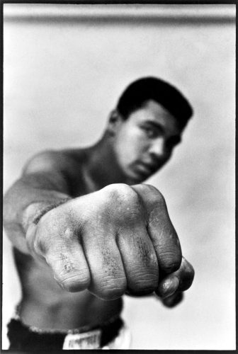 USA. Chicago. Muhammad ALI, boxing world heavy weight champion showing off his right fist. 1966.