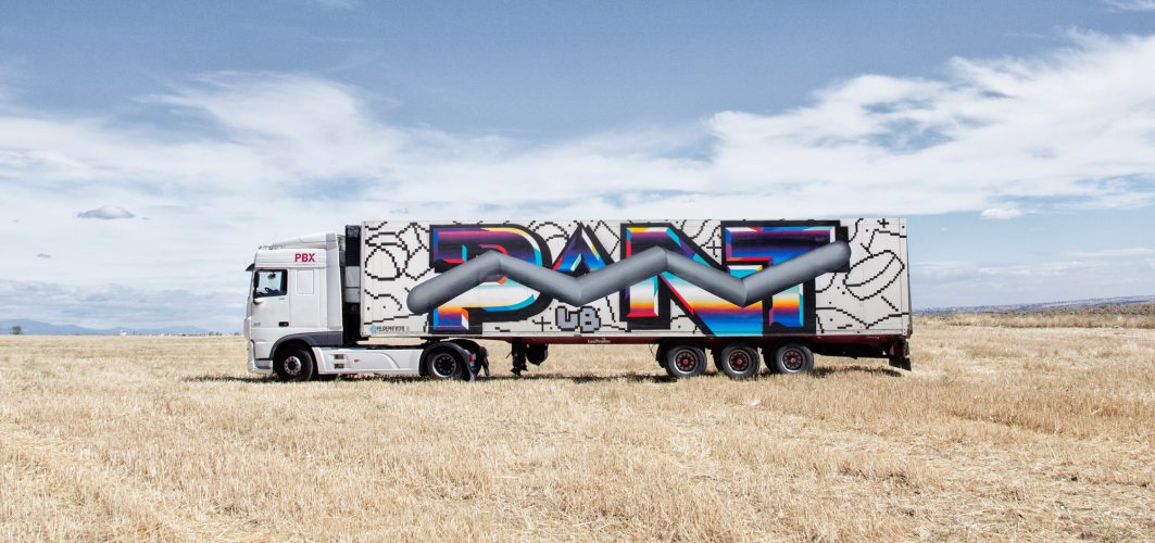 felipe-pantone-truck-art-project-04